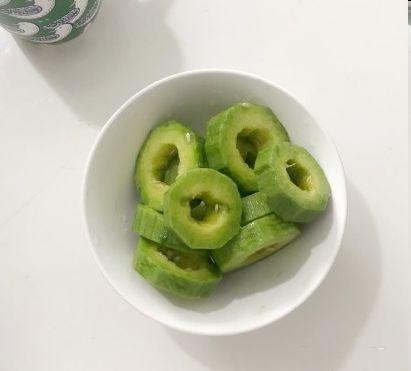 羊角蜜瓜是怎么吃的呢视频,视频教你轻松解锁